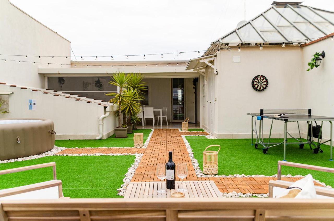 Apulialux Private 100Mq Rooftop Oasis W Jacuzzi Lejlighed Bari Eksteriør billede